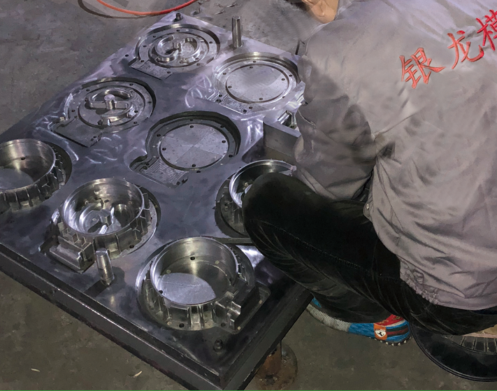 铸造模具